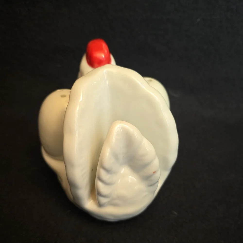 Vintage Ceramic Hen Salt and Pepper Shakers - White with Red & Yellow